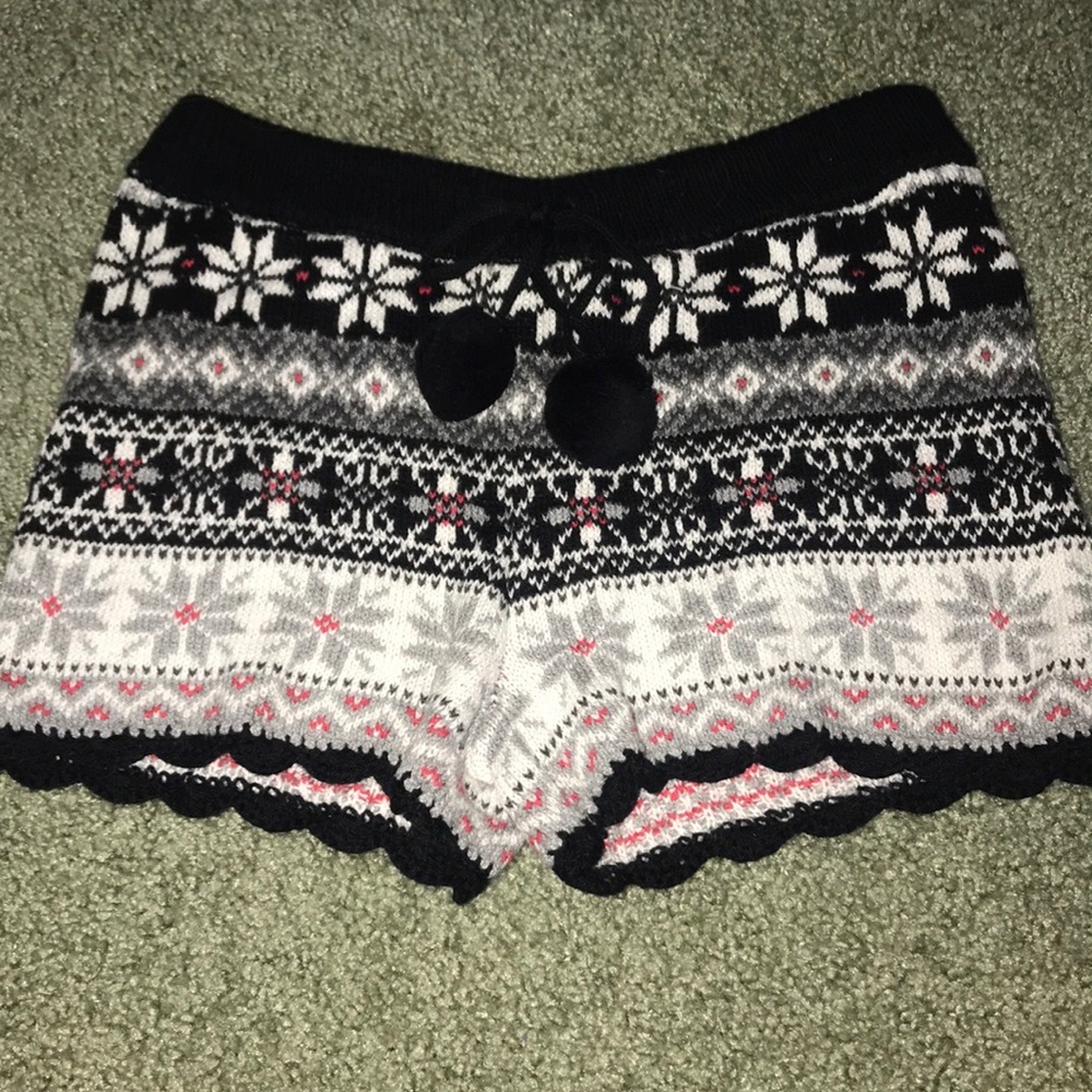 Knitted shorts